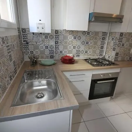 Bienvenue A Toulon# 3 Chambres# Wifi# Golden Nest Apartament *